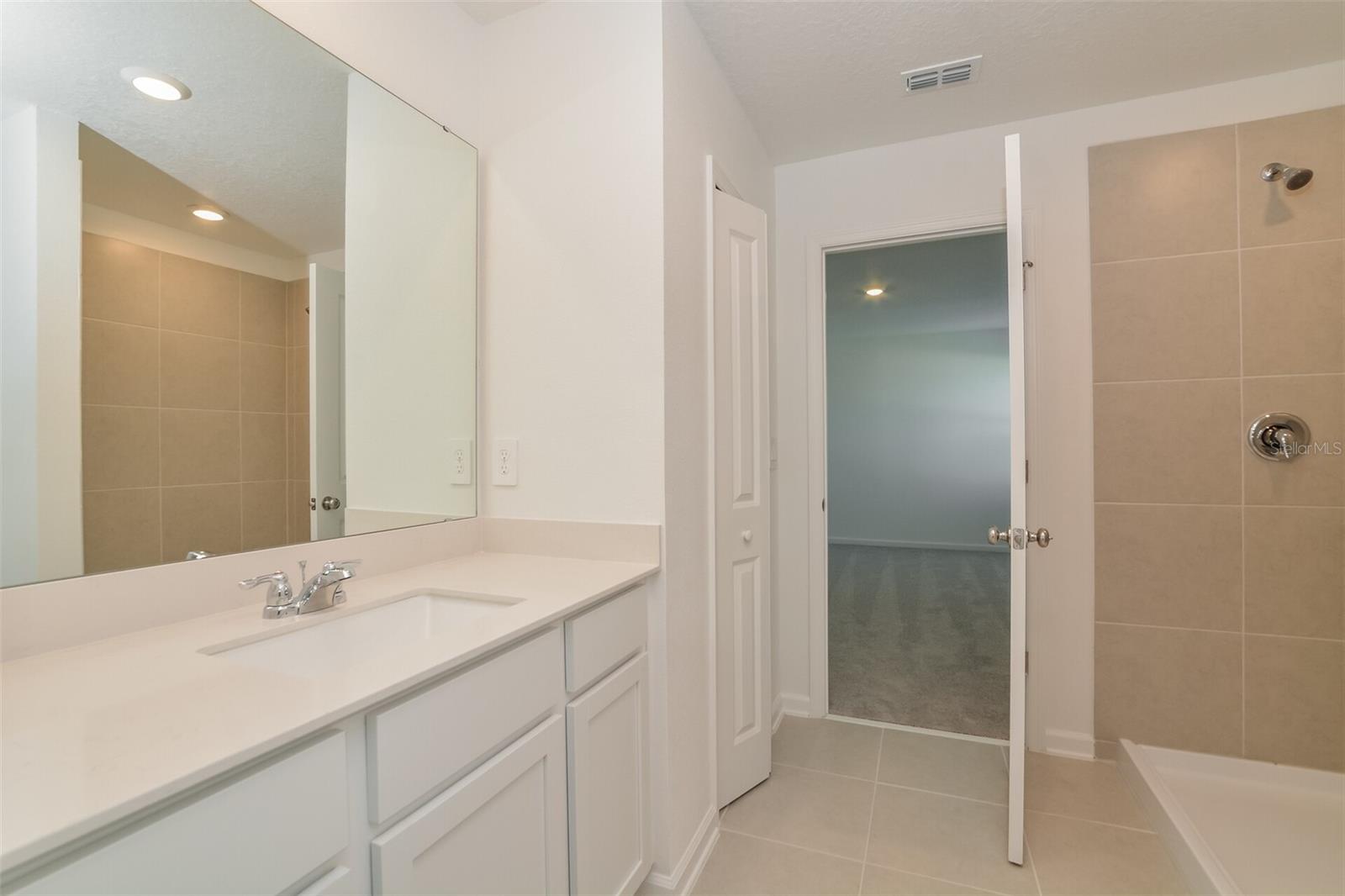 PEACE CRK RESERVE - Residential Lease