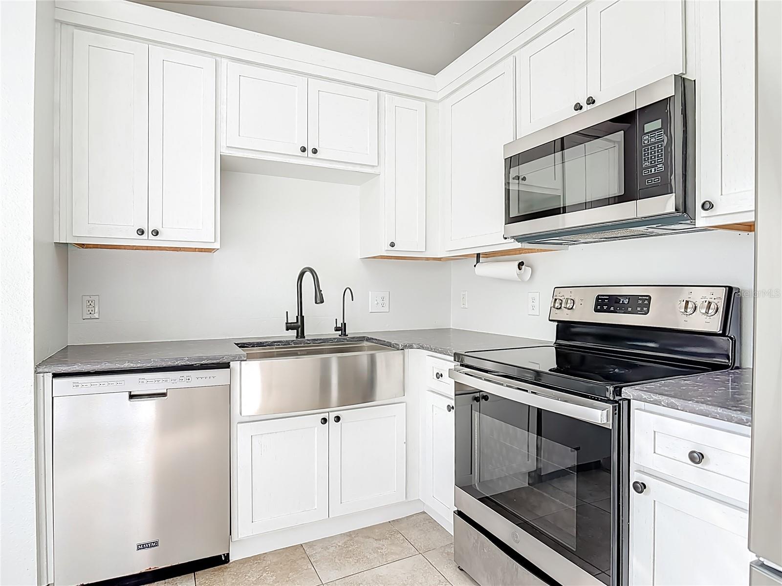 WEST HIGHLANDS - Residential