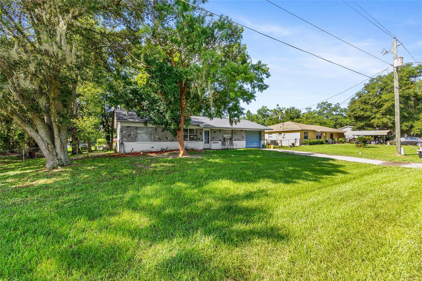 2890 NE 43RD PLACE