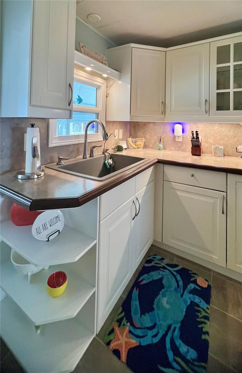 FAIRWAY VILLAGE MOBILE HOME PARK UNREC - Residential