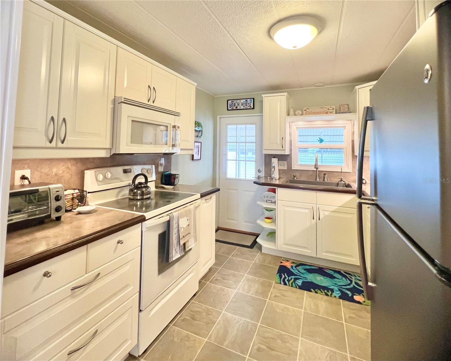 FAIRWAY VILLAGE MOBILE HOME PARK UNREC - Residential