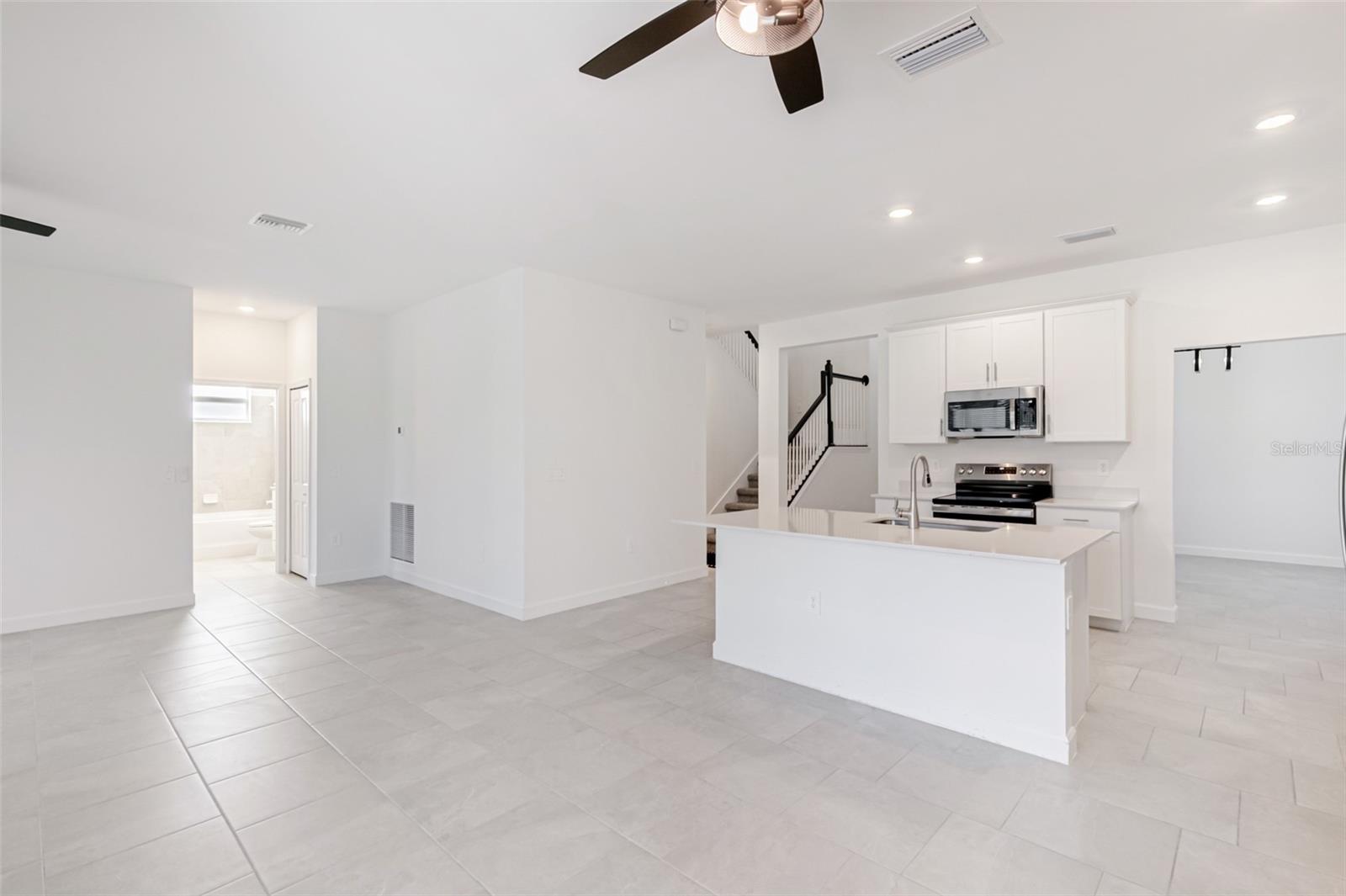 BAYSHORE RANCH - Residential