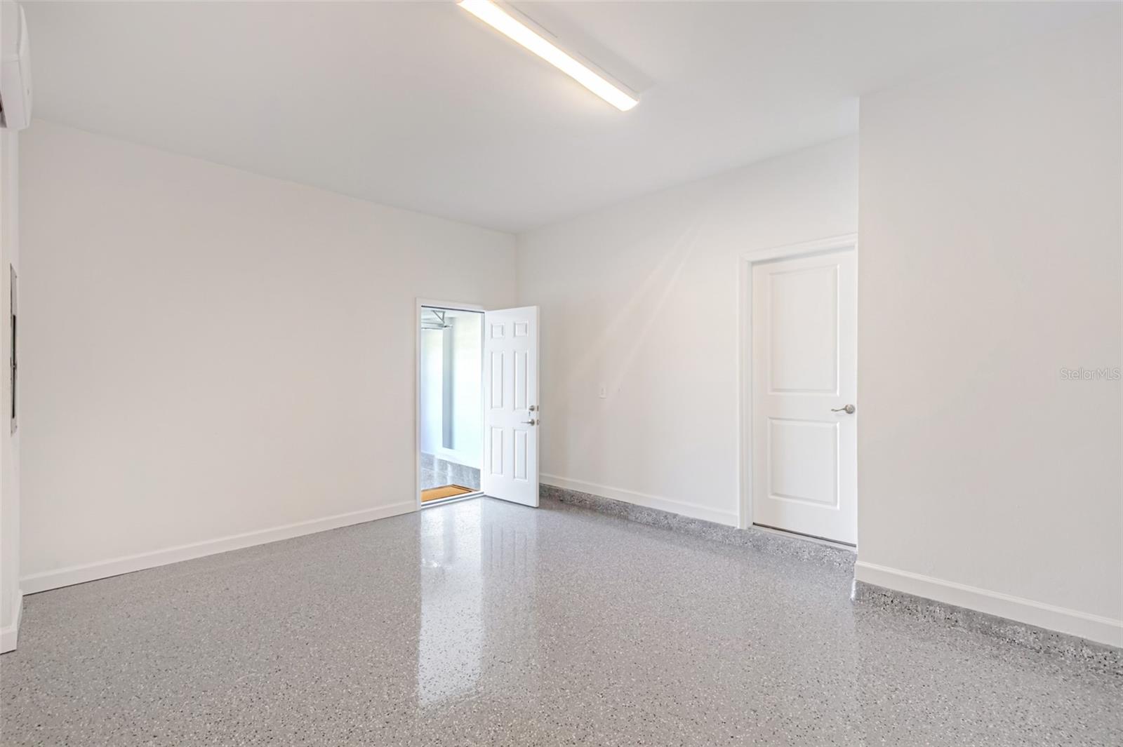 BAYSHORE RANCH - Residential