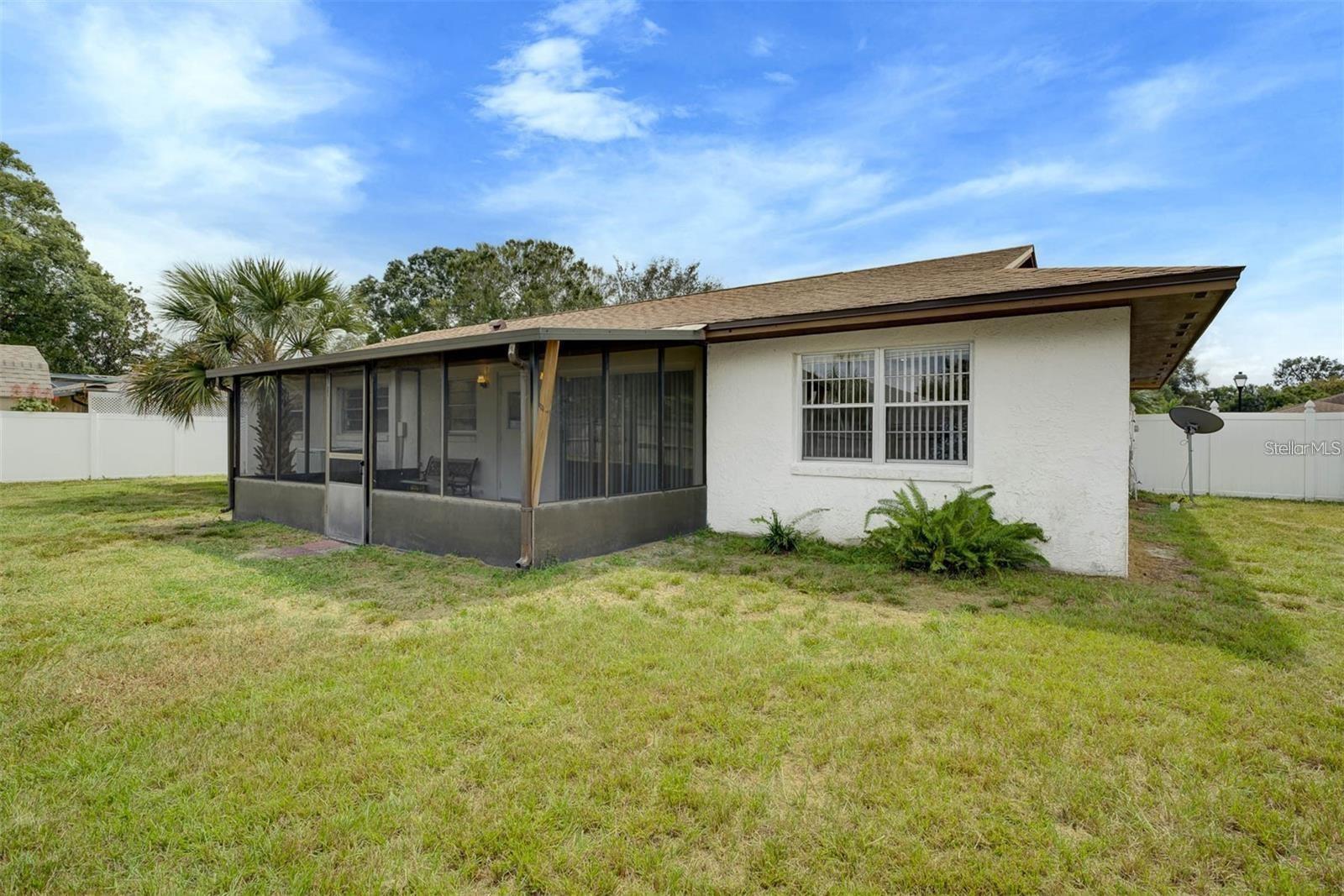 SAND LAKE HILLS SEC 04 - Residential Lease