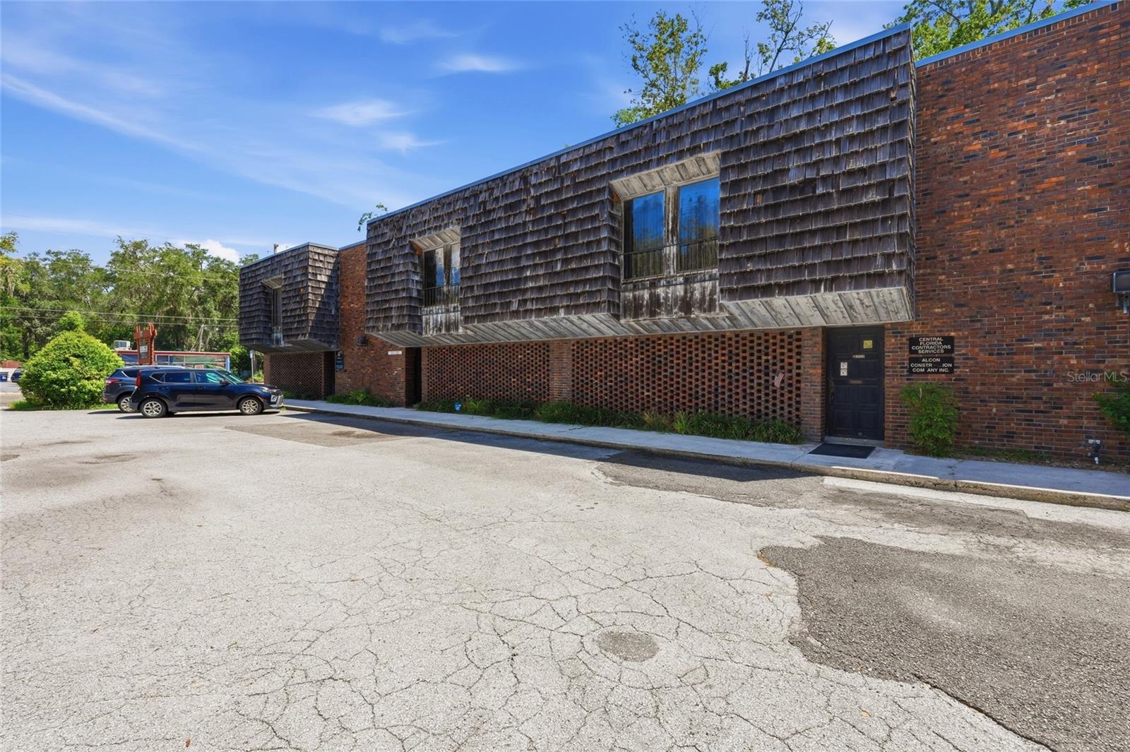 711 NW 23RD AVENUE 3
