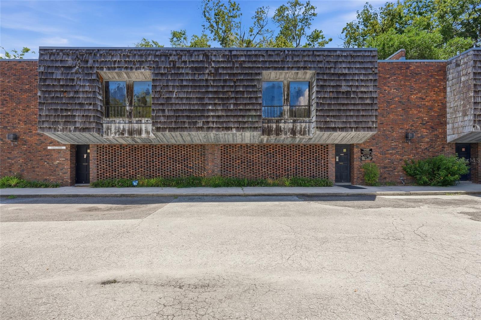 711 NW 23RD AVENUE 3