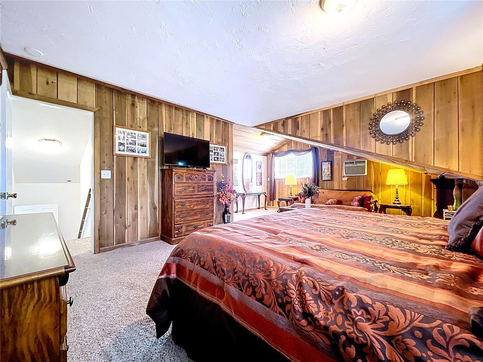 RIDGE MANOR ESTATE - Residential