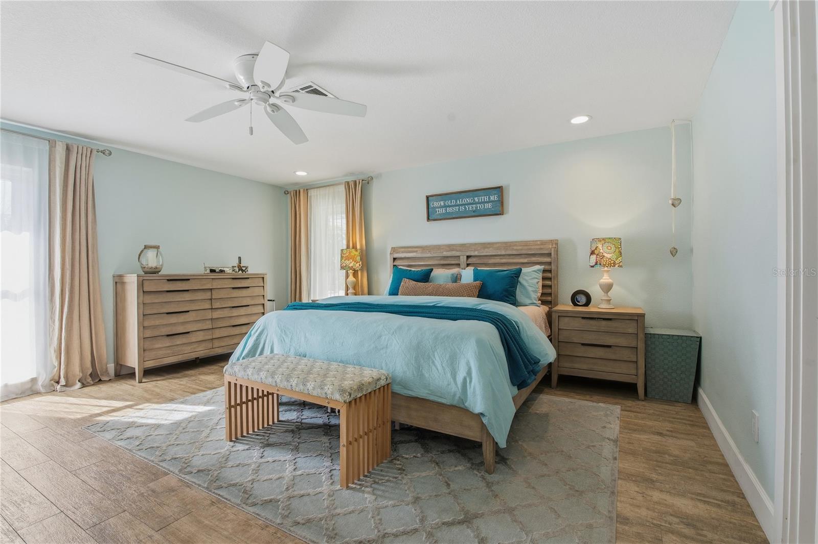 OZONA SHORES - Residential