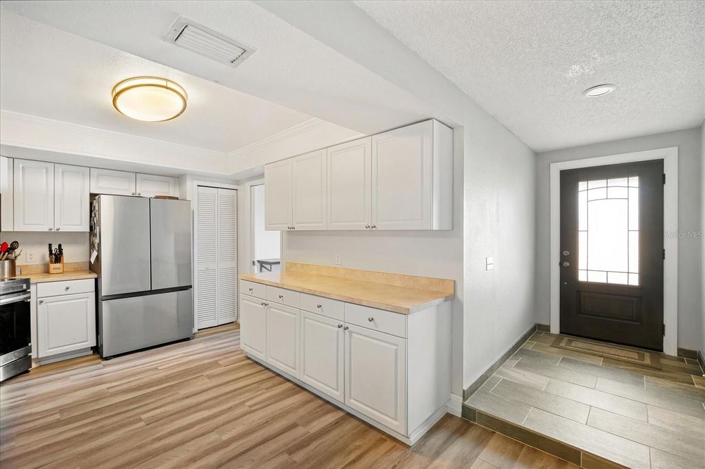 Photo of 1909 Dove Field Place, Brandon, FL 33510 (MLS # TB8450463)