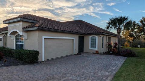 Photo of 26837 Bella Vista Drive, Howey In The Hills, FL 34737 (MLS # G5105321)