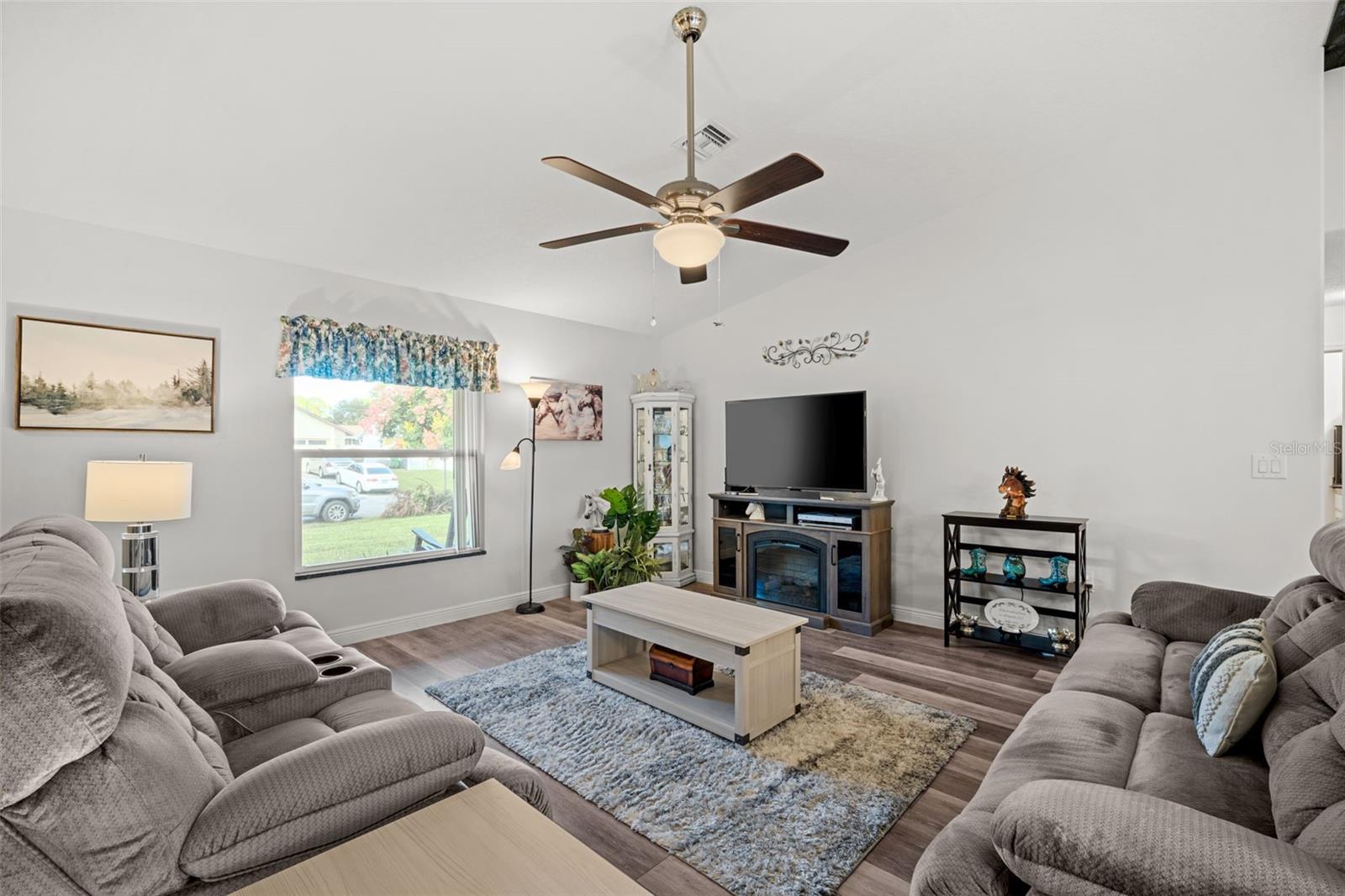 PORT ST JOHN UNIT 04 - Residential