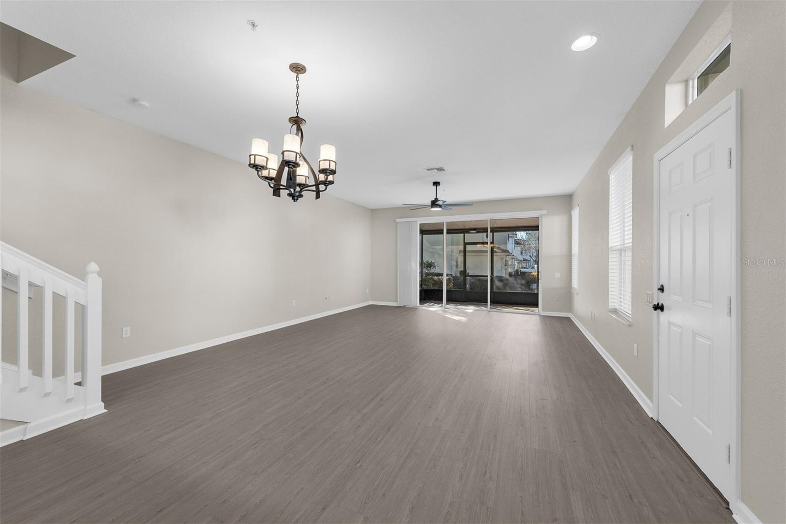 7062 CADIZ BOULEVARD