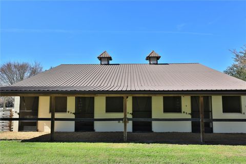 Tiny photo for 9549 NW 80th Avenue, Ocala, FL 34482 (MLS # OM717931)