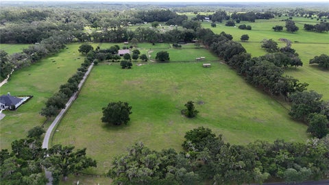 Tiny photo for 9549 NW 80th Avenue, Ocala, FL 34482 (MLS # OM717931)