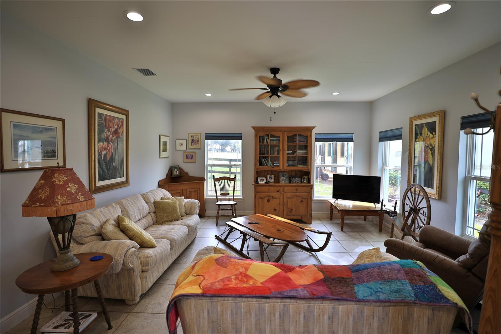 ACREAGE NON-SUBDIVISION - Residential