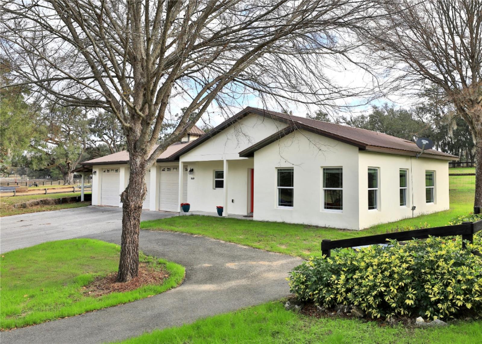 ACREAGE NON-SUBDIVISION - Residential