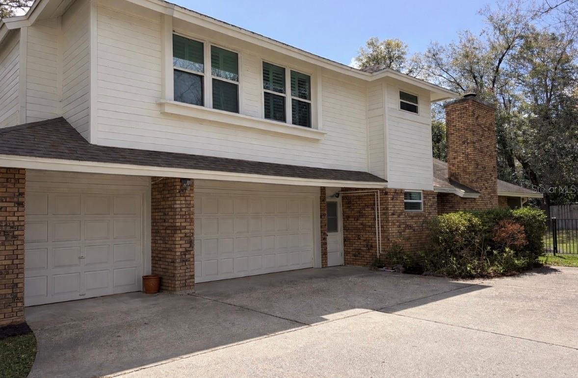 104 STONEBROOK COURT