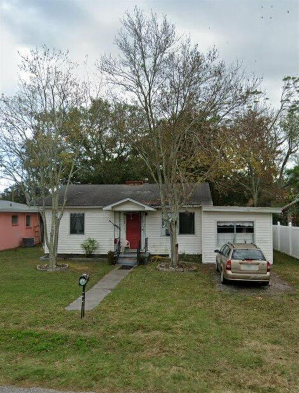 Photo of 5406 11th Avenue S, Gulfport, FL 33707 (MLS # J990948)