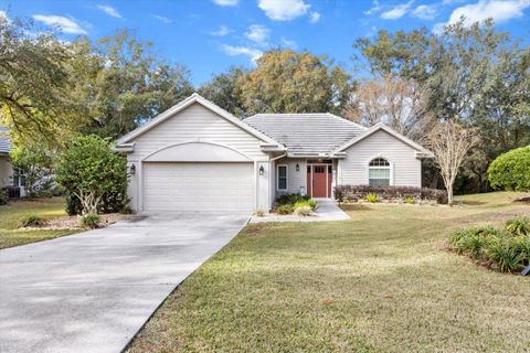 A home in LECANTO