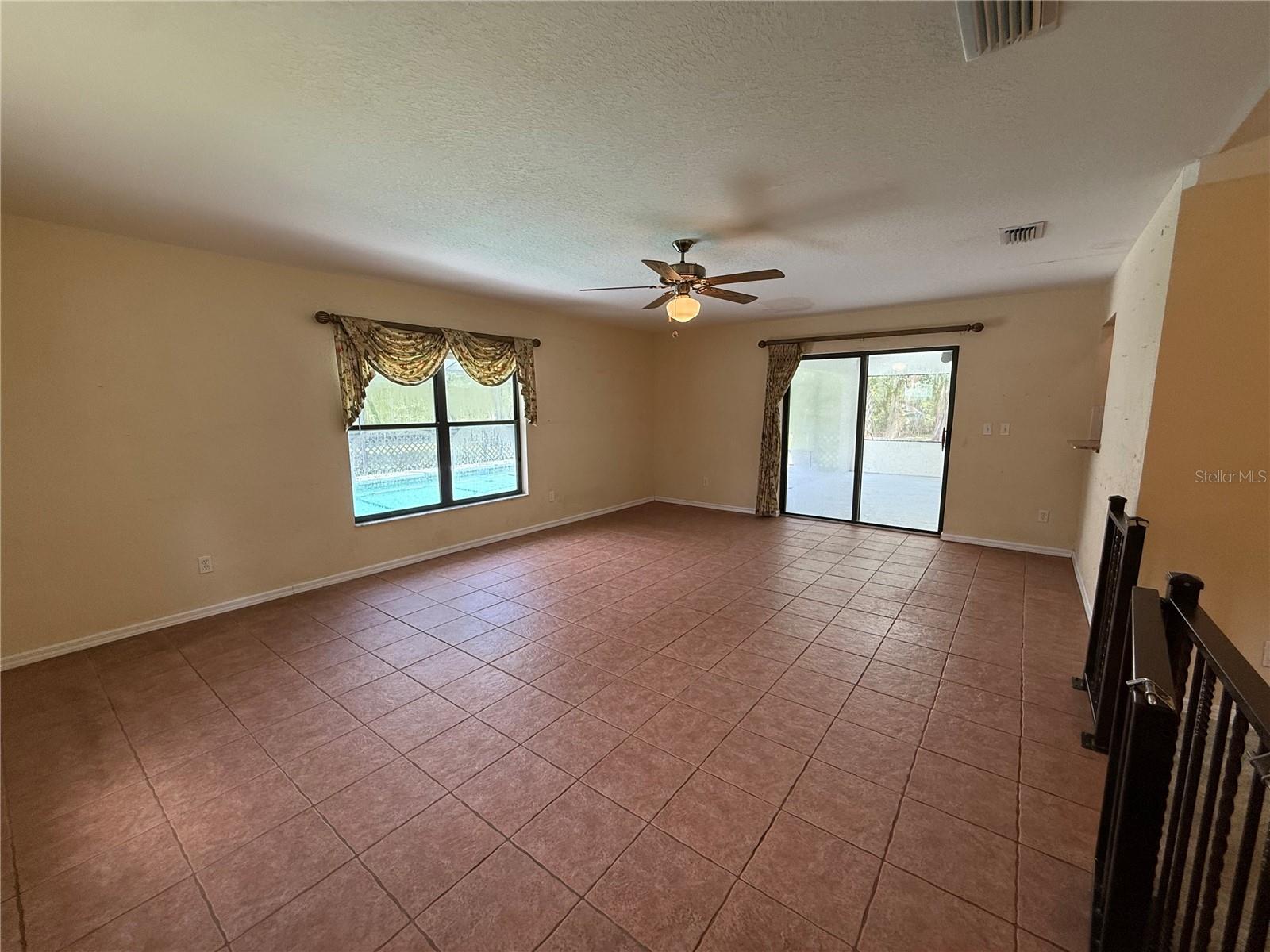 SADDLE HILL 02 REP - Residential