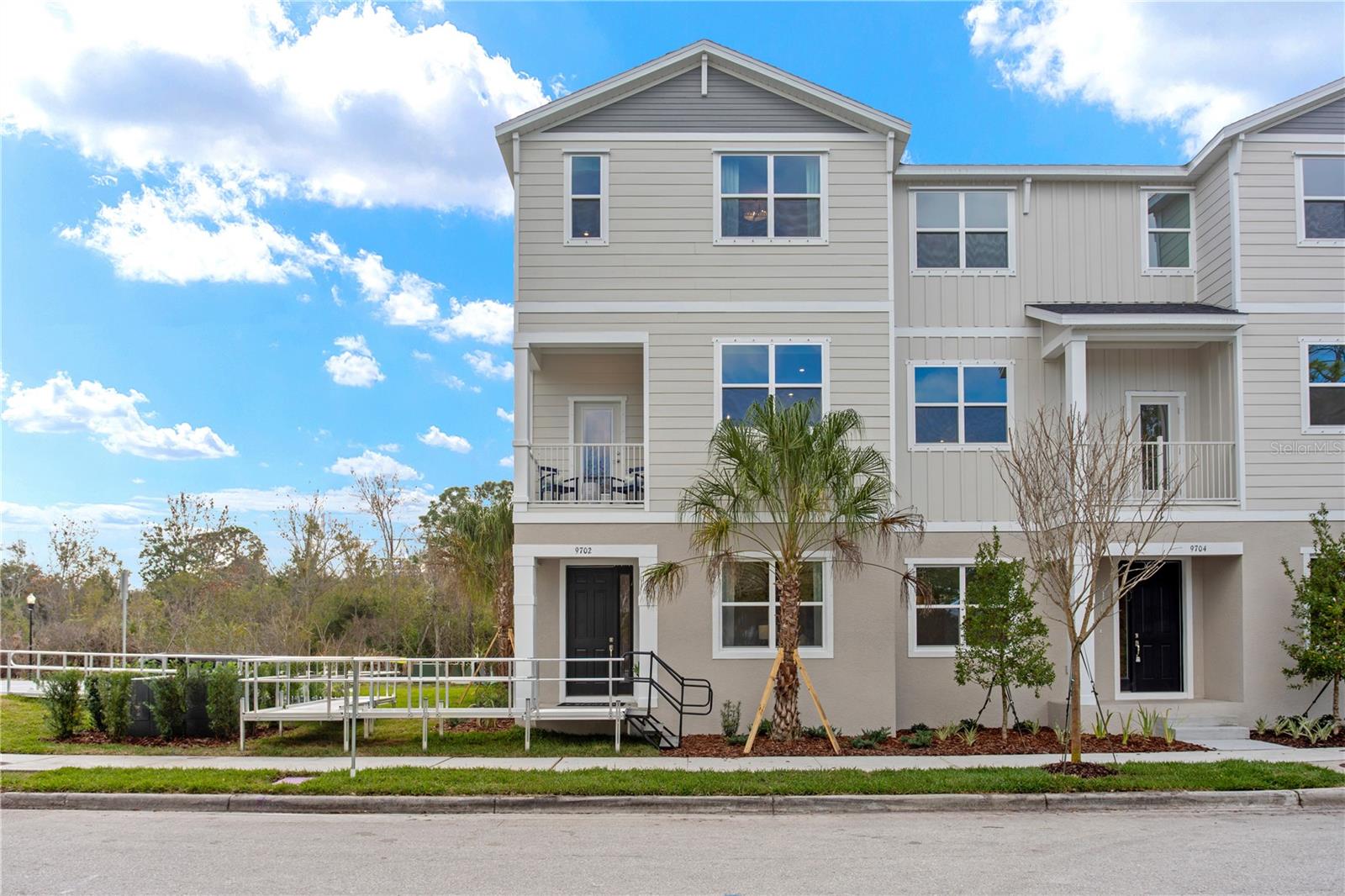 WESTCHASE STATION TOWNHOMES - Residential