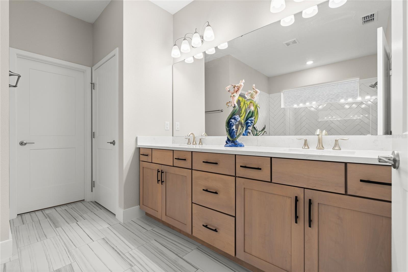 HALIFAX PLANTATION UN II - Residential