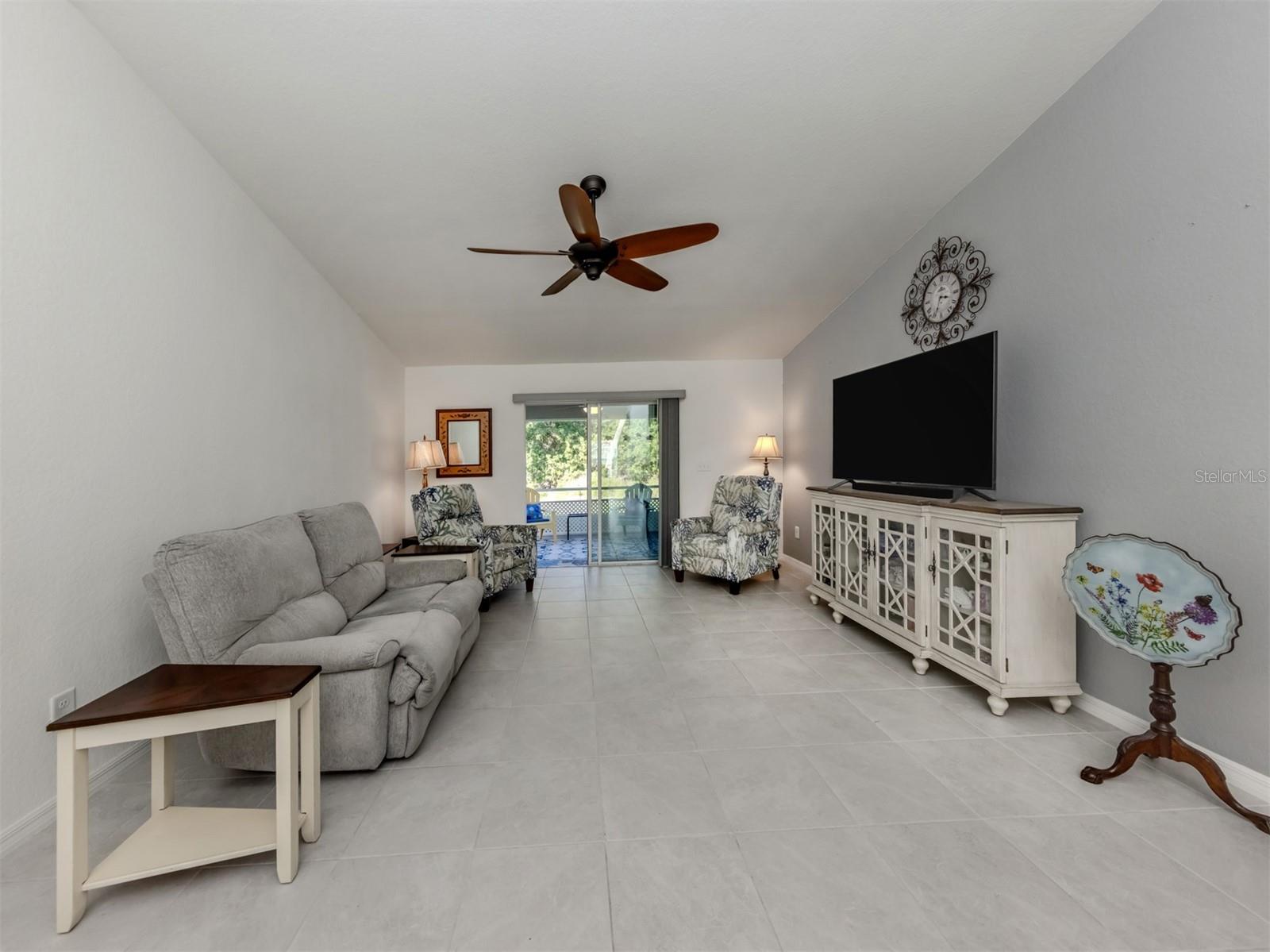 2450 SAHARA LANE