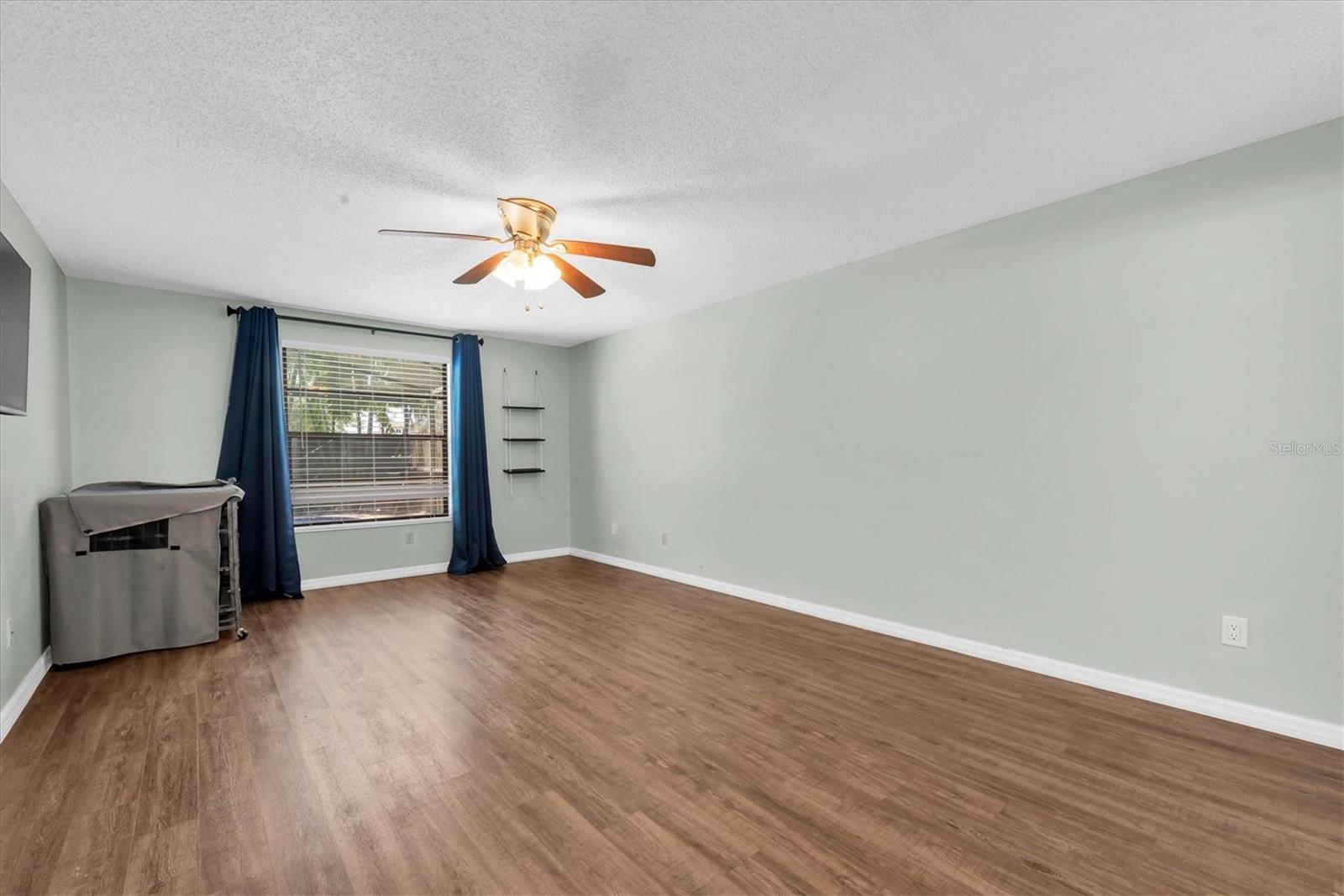 SHOREVIEW PH I - Residential