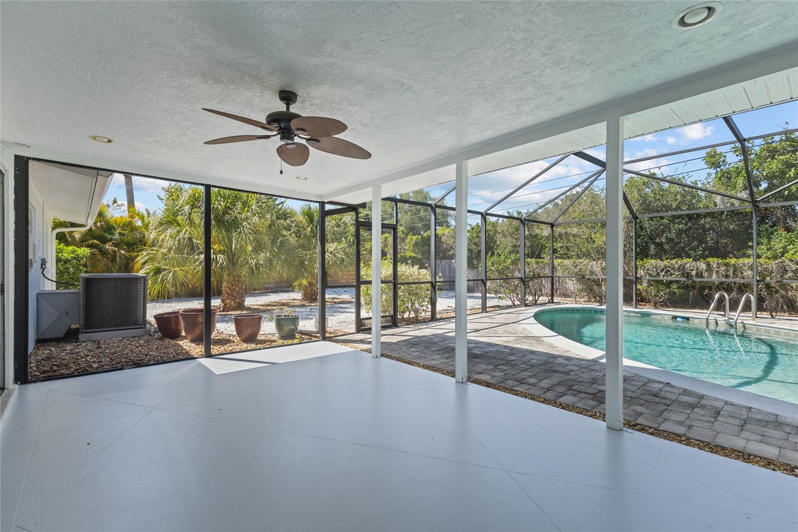GULF GATE - Residential