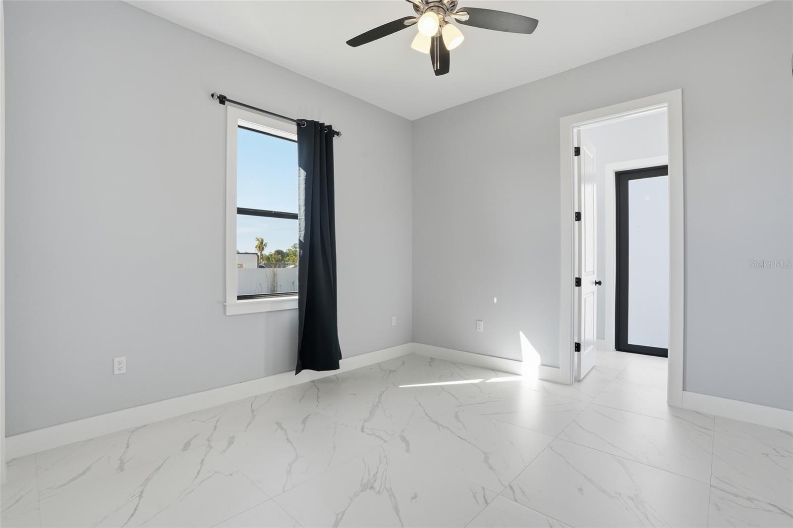 GOLDEN GATE ESTATE UNIT 44 - Residential