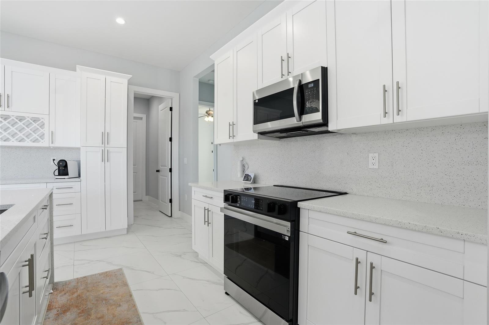 GOLDEN GATE ESTATE UNIT 44 - Residential