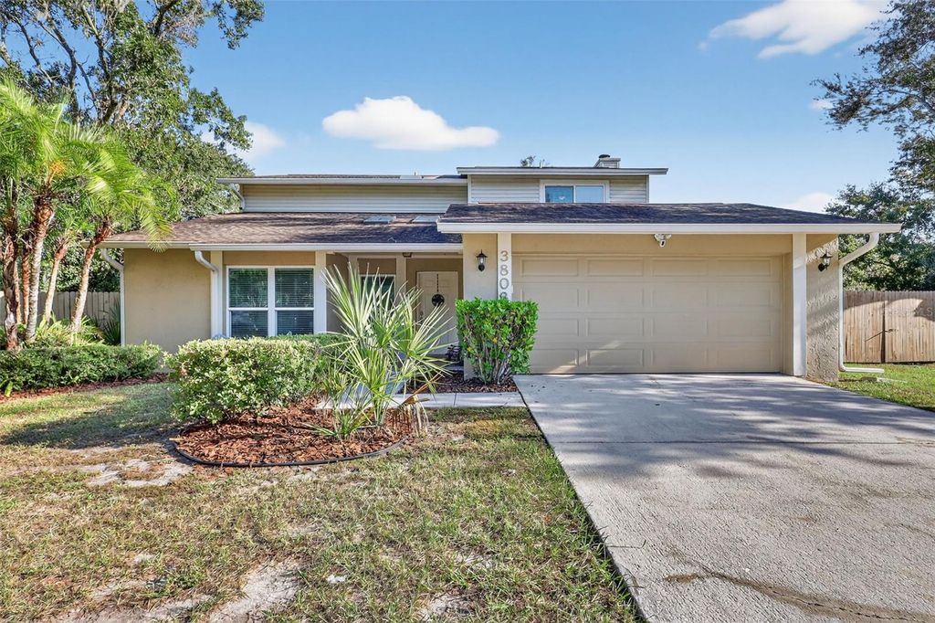 Photo of 3803 Cloverhill Court, Brandon, FL 33511 (MLS # TB8439185)