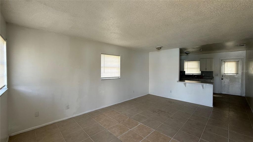 Photo of 325 W Pierce Street #2, Lake Alfred, FL 33850 (MLS # S5147089)