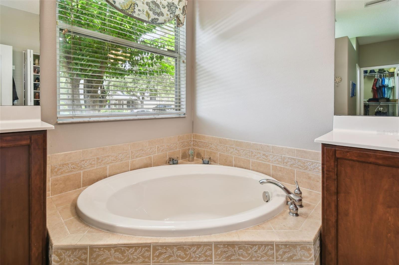 NORTHFIELD - Residential