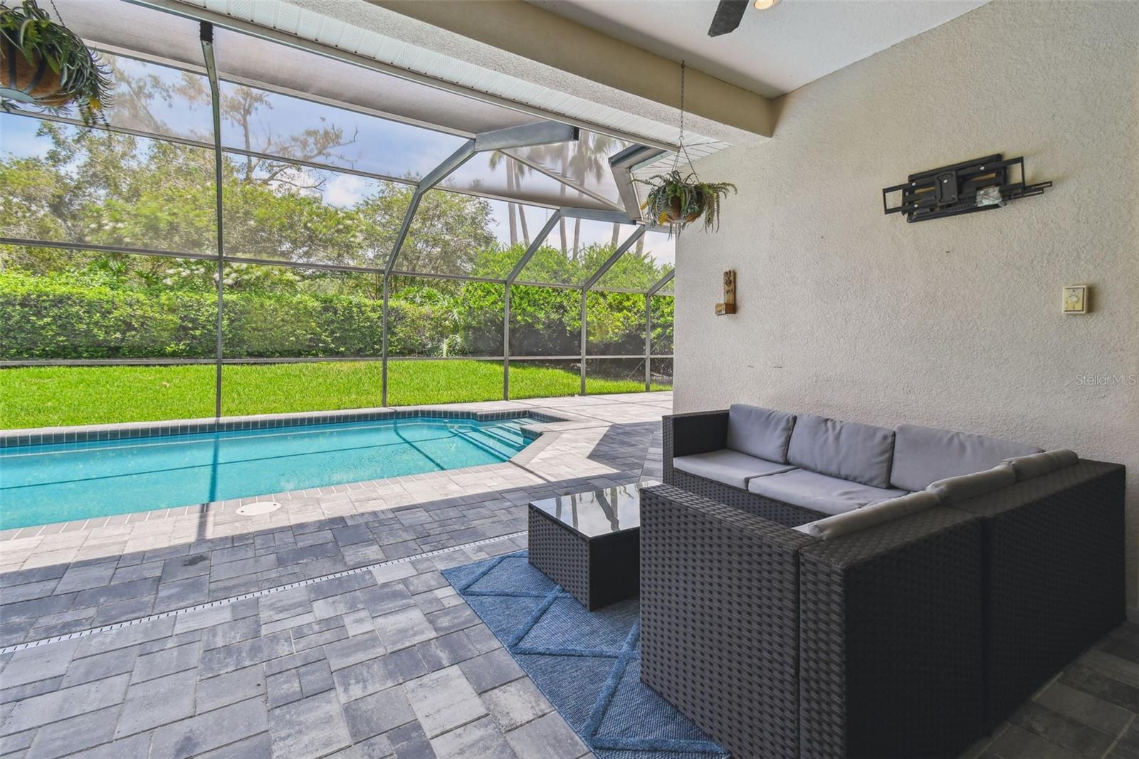 NORTHFIELD - Residential