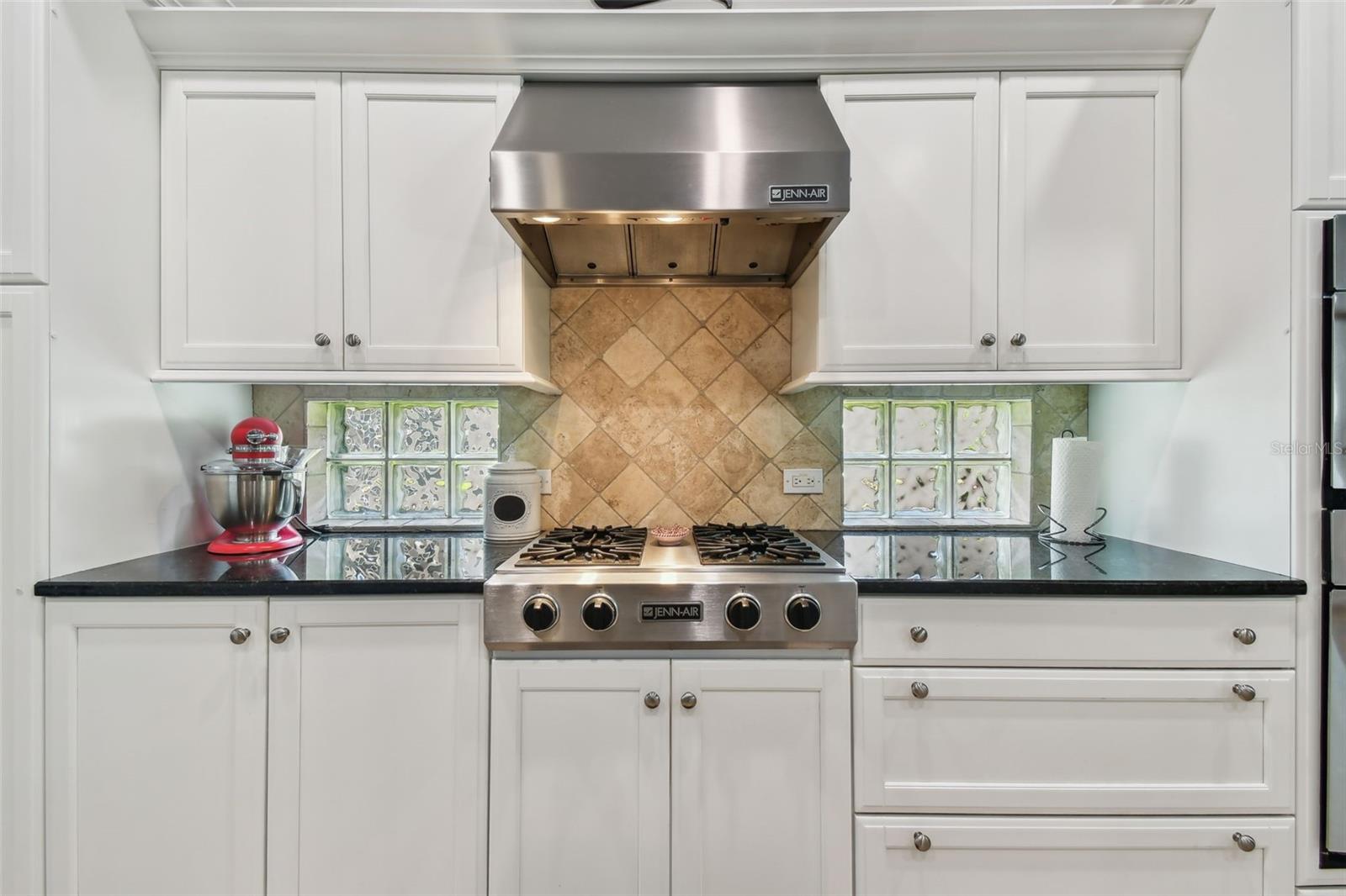 NORTHFIELD - Residential