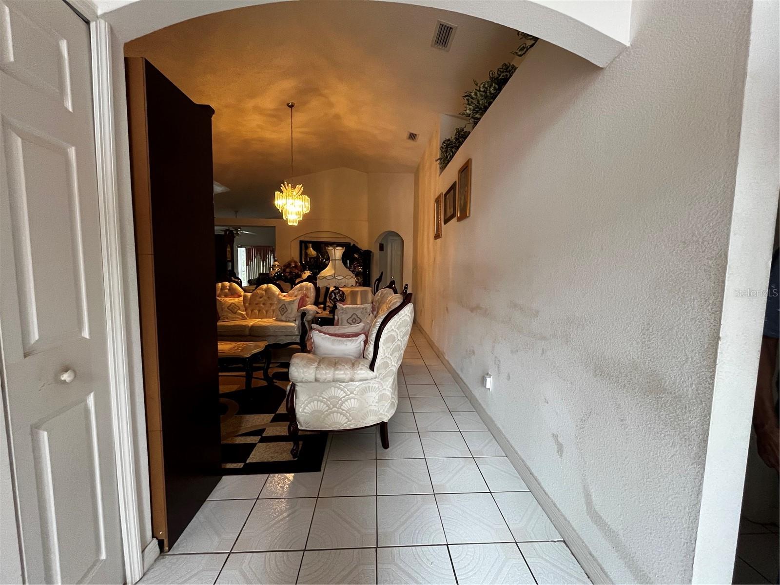 7132 LAUREL HILL DRIVE