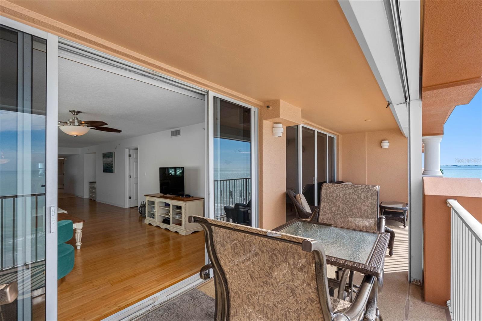 LA CONTESSA CONDO - Residential