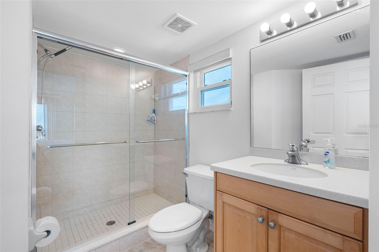 LA CONTESSA CONDO - Residential