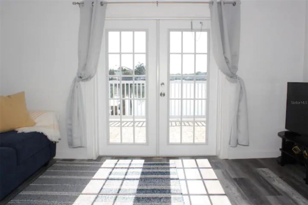 BAHIA VISTA SUB - Residential Income