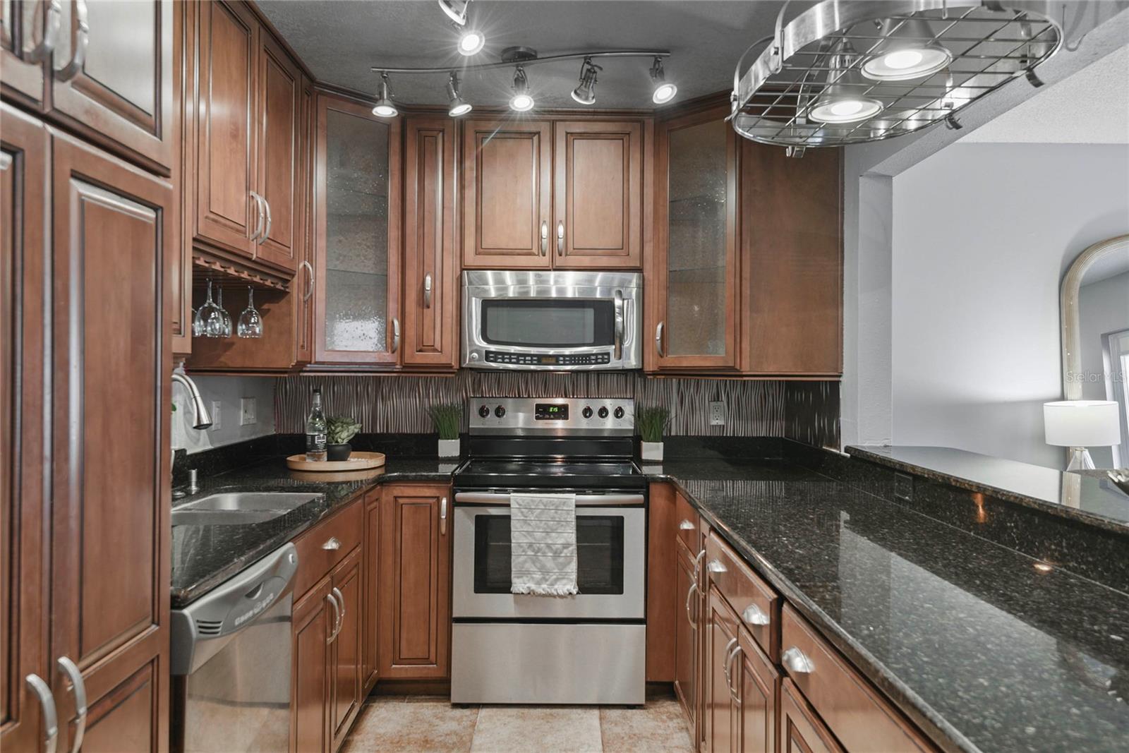 PARK LAKE TOWNHOUSES - Residential