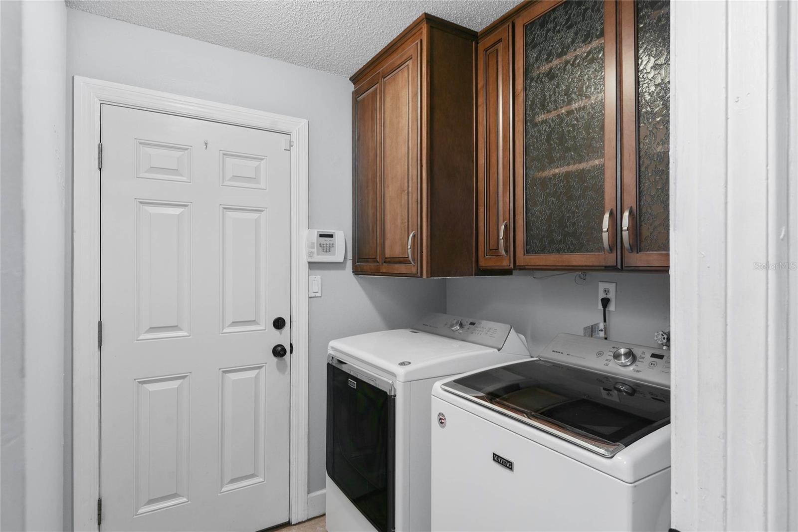 PARK LAKE TOWNHOUSES - Residential