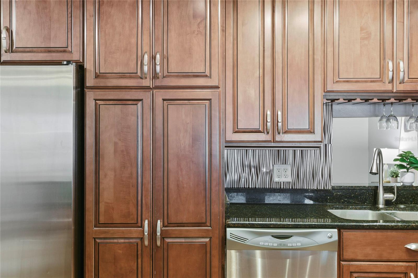 PARK LAKE TOWNHOUSES - Residential