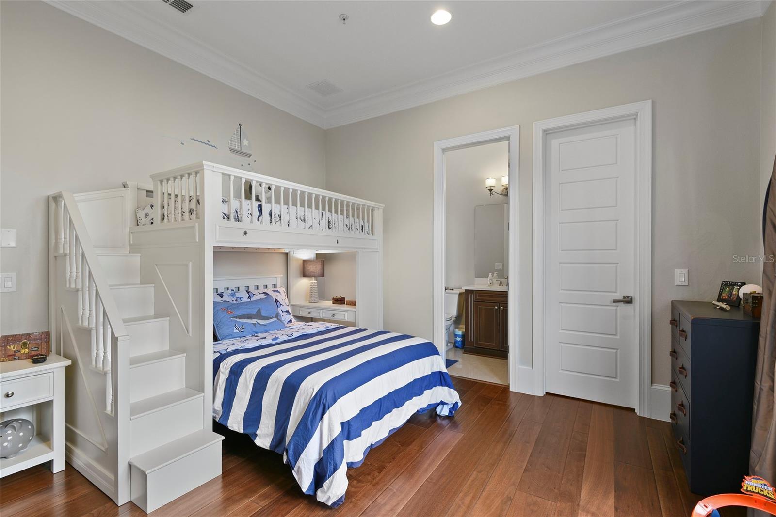 BALDWIN PARK UN #8A - Residential