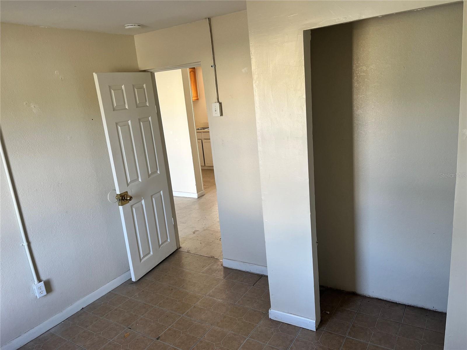 LAKE WALES LAND CO SUB - Residential Lease