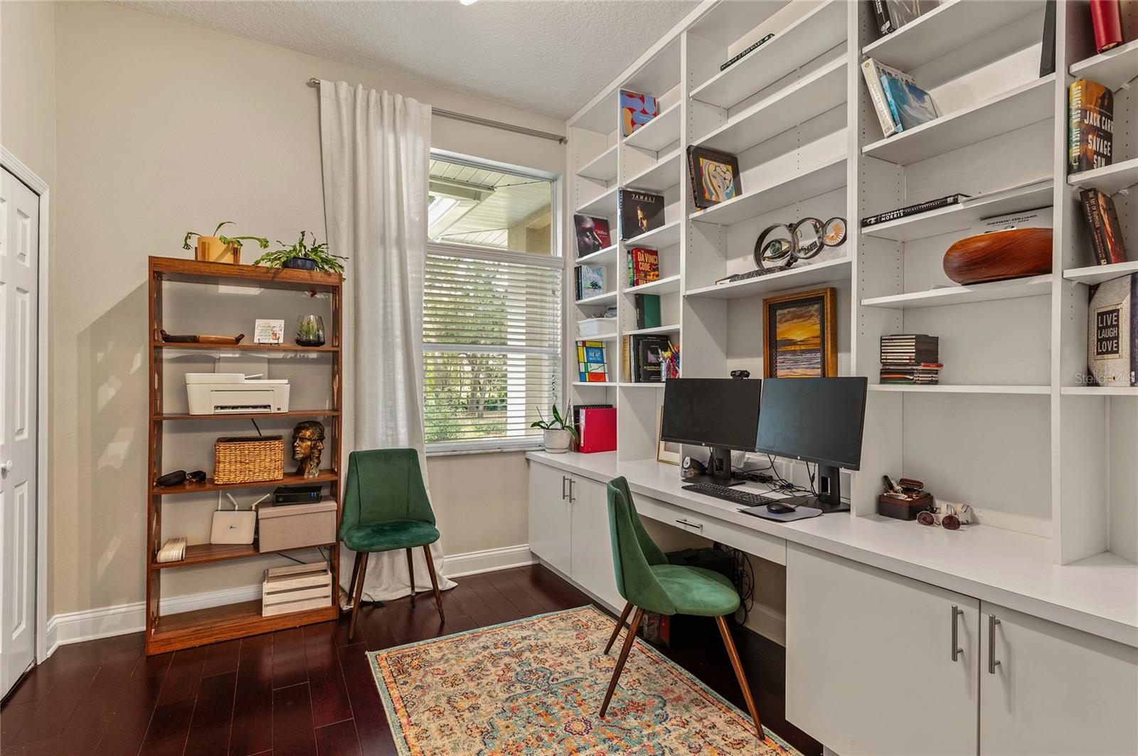 ROSS LAKE SHORES - Residential