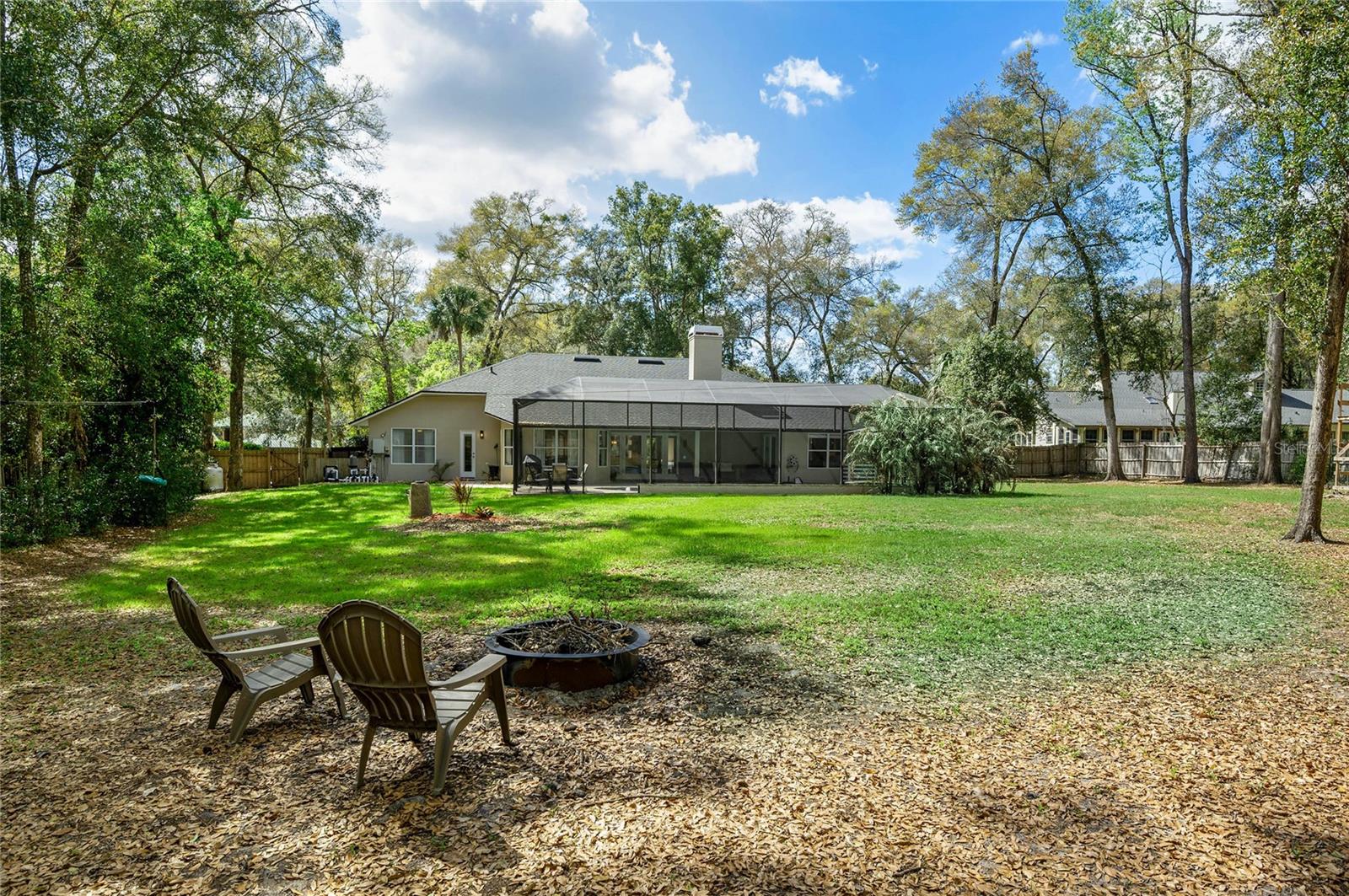 ROSS LAKE SHORES - Residential