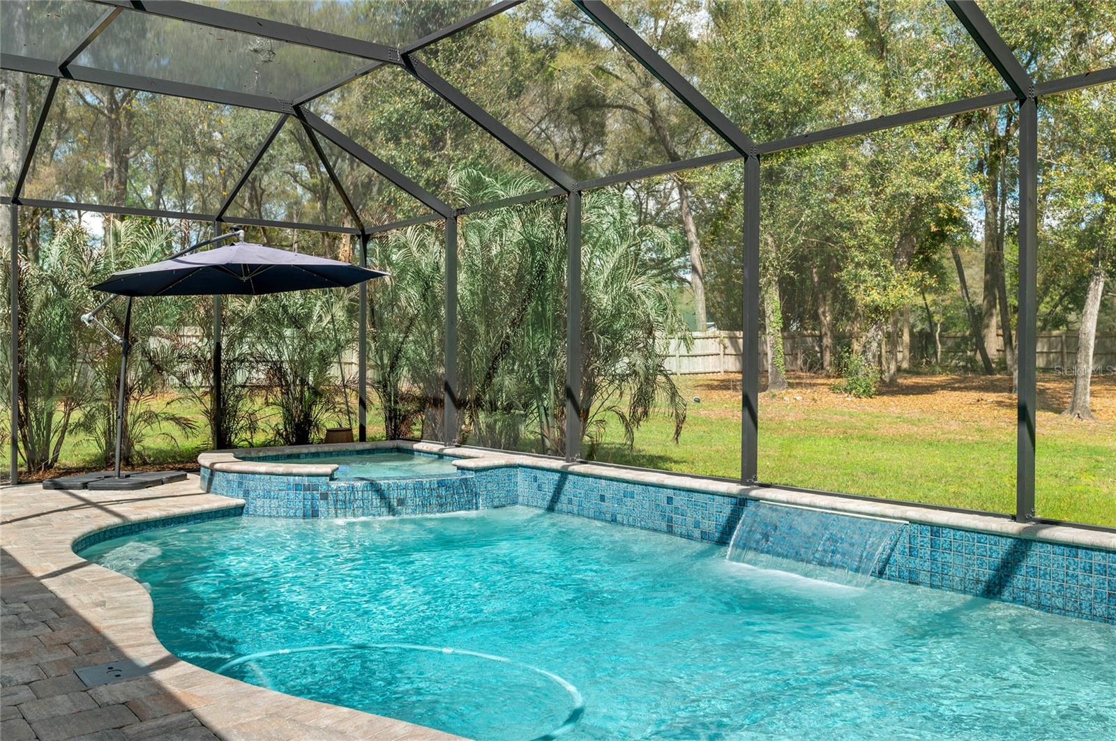 ROSS LAKE SHORES - Residential