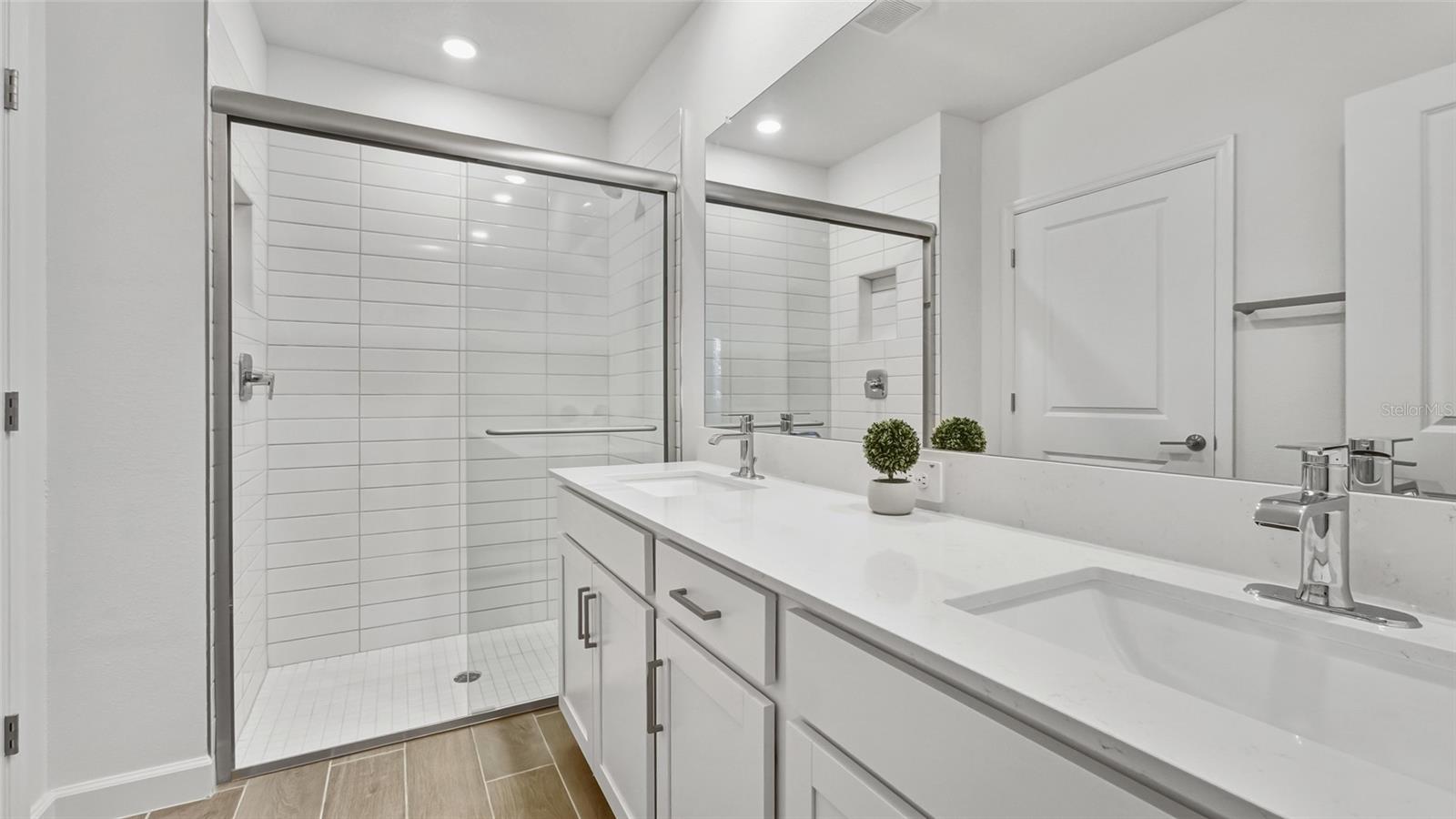 MIRADA - Residential