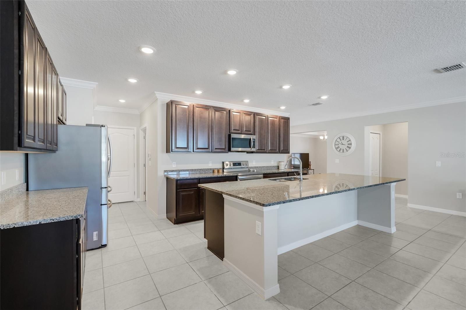 GLEN PH 11 12 & 13 - Residential